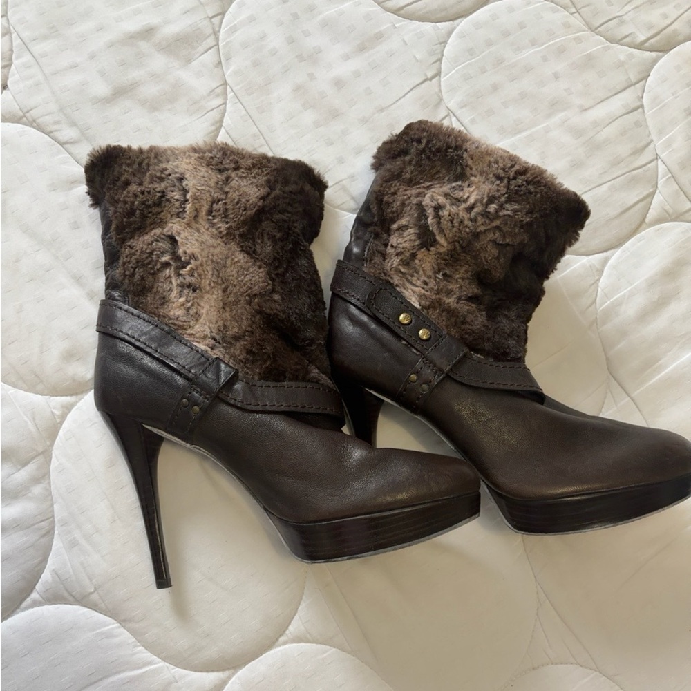 Stuart Weitzman Brown Leather Fur Cuff Platform Stiletto Boots Size 11